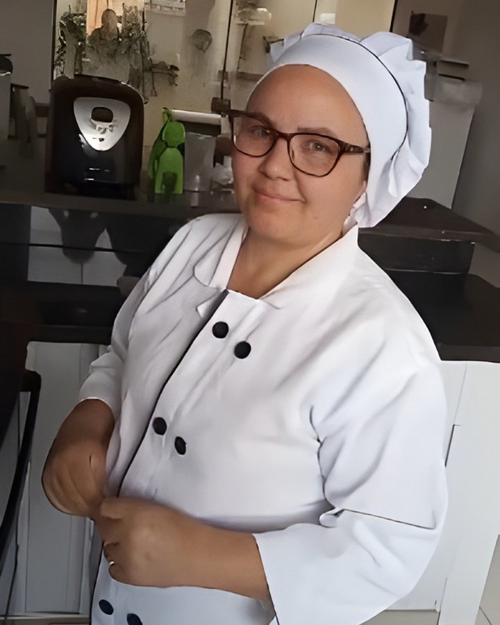 Lucimara Martins Freitas Chef de Cozinha Tia Lu